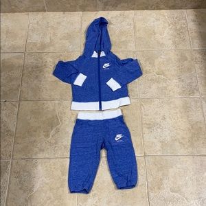 Toddler Nike Jogger Outfit